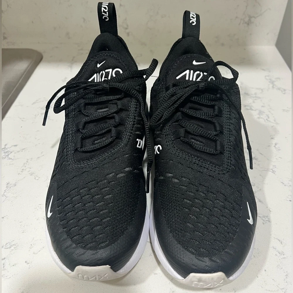 Nike Air Max 270 Black and White Women’s Sneakers - Picture 5 of 12